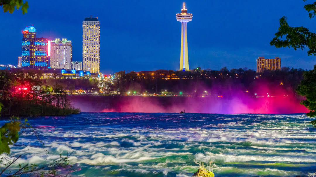 Tour Skylon