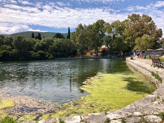 Karavomilos Lake