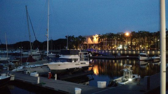 Puteri Harbour