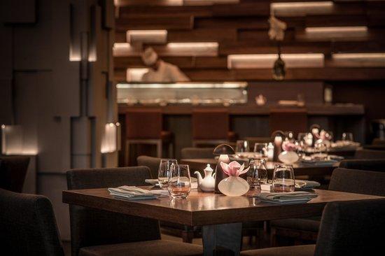 Koi Restaurant & Lounge