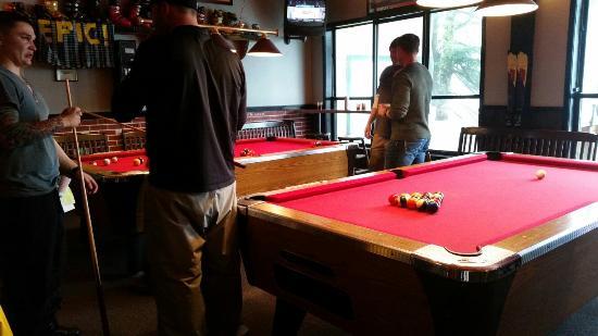 Hoot's Bar & Grill