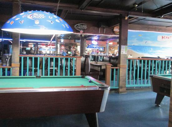 Benny's Tybee Tavern