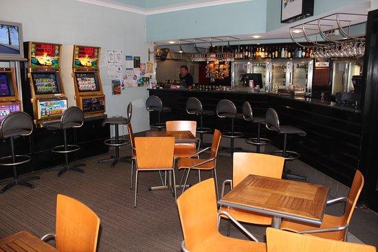 Barrier Reef Tavern