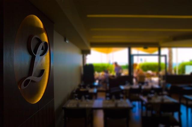 Leeno's Bar & Restaurant