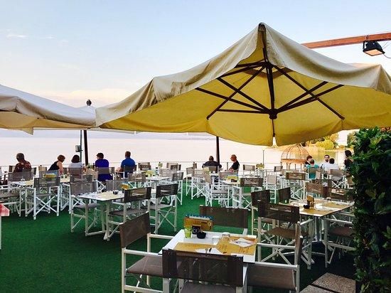 Dolcevita Beach Restaurant & Bar