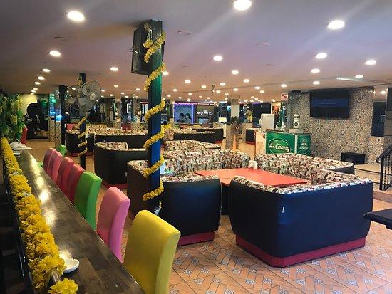 Happy Singh Indian Restaurant