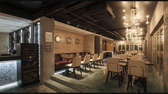NICHE Restaurant