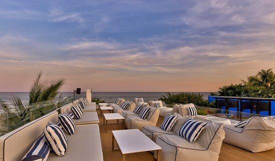 Ivy Lounge