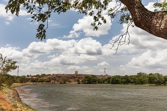 Habarana Lake