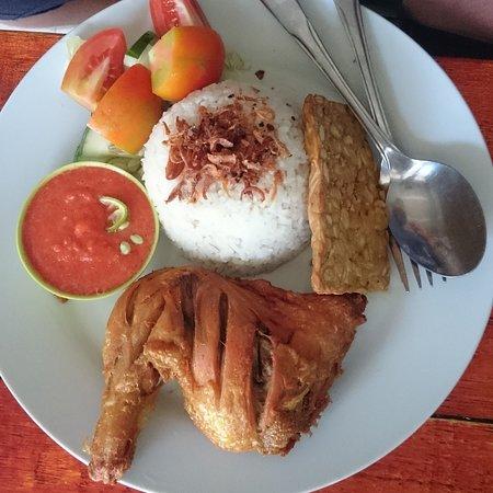 Warung Family