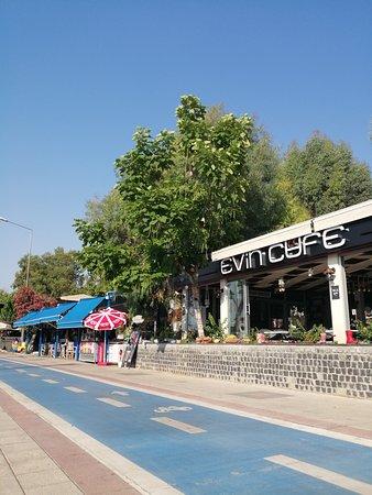 Evin Cafe