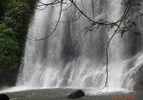 Chelavara Falls