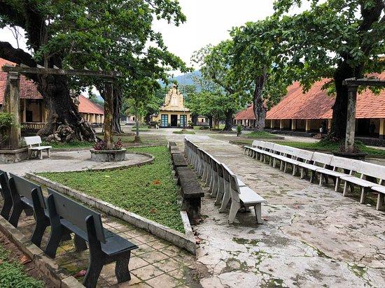Con Dao Museum