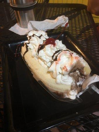 Scoops Ice Cream