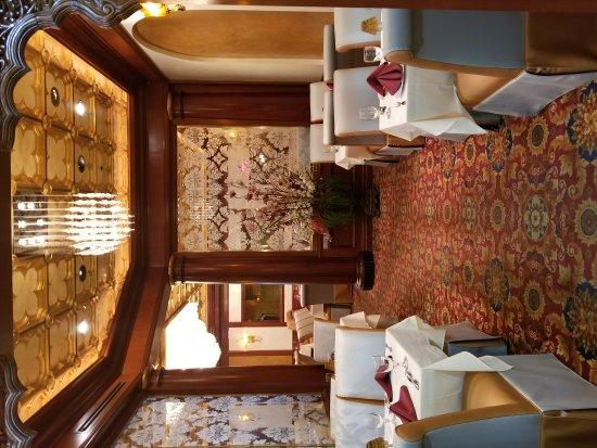 Royal India Bistro