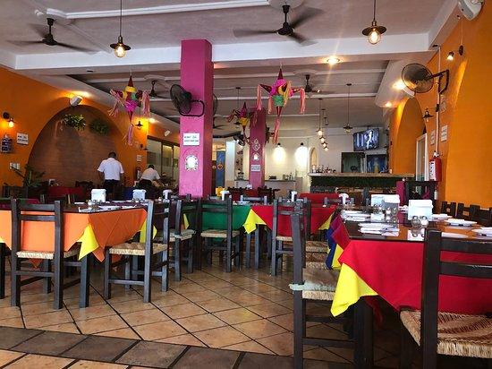 Victor's Place Cafe Tacuba