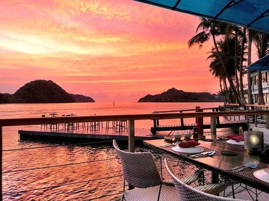 Elilai Seaside Restaurant and Bar