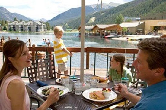 Edgewater Cafe