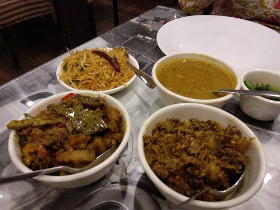 Sholoana Bangali