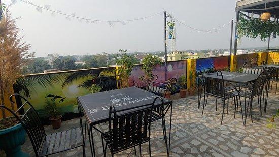 Sky Lounge