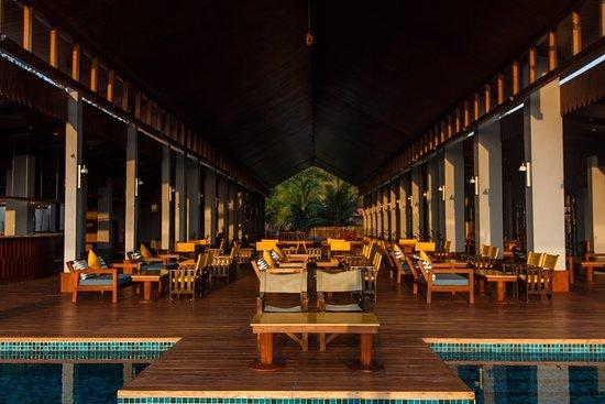 The Sunset Lounge At Symphony Samudra