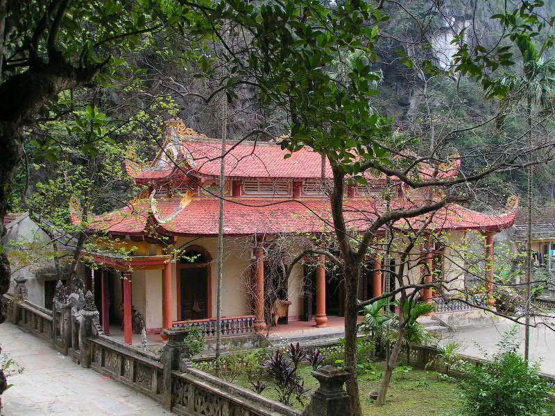 Bich Dong Pagoda