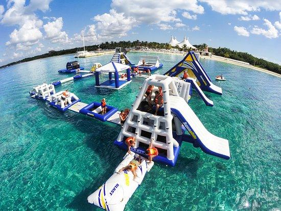 Playa Mia Grand Beach & Water Park