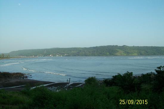 Harihareshwar Beach