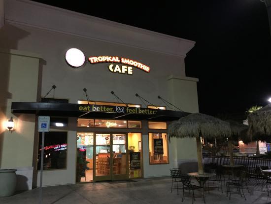Tropical Smoothie Cafe