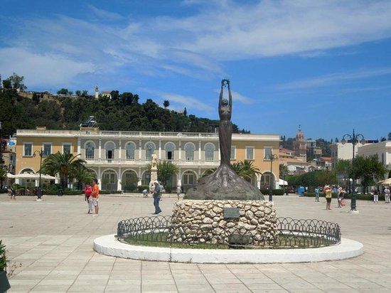 Platz Dionisios Solomos