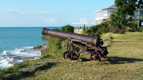 Fort James