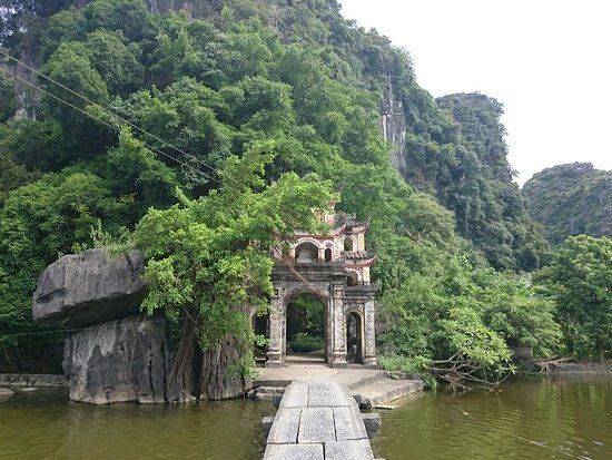 Bich Dong Temple