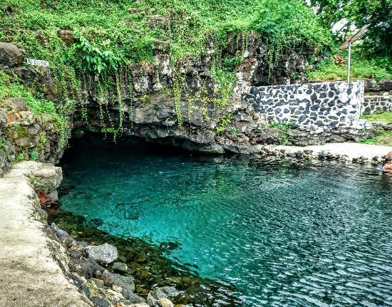Piula Cave Pool