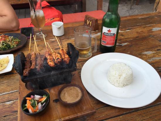 Trawangan Beach Cottages Bar and Restaurant