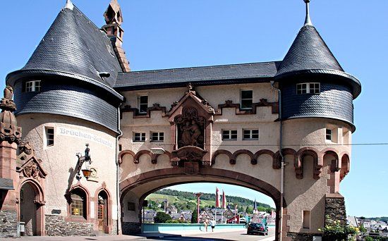 Brückentor