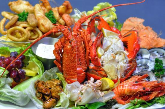 Maisie's Seafood and Steakhouse