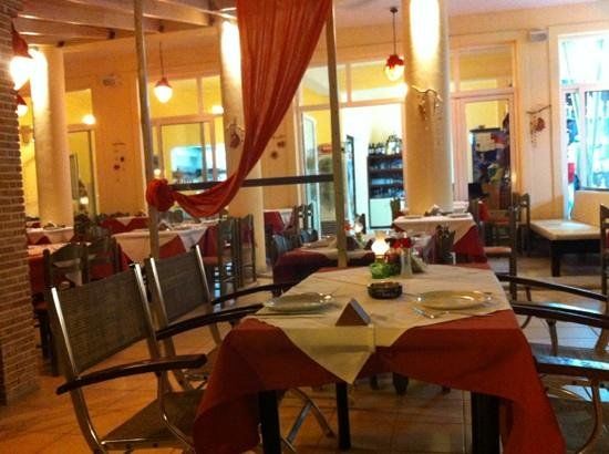 Premier Restaurant