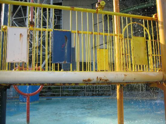 Leoland Water Park