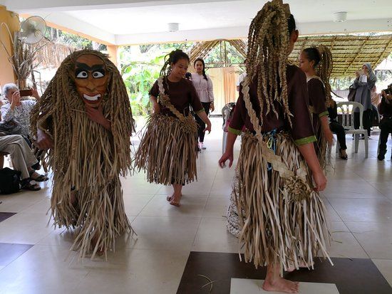 Mah Meri Cultural Village