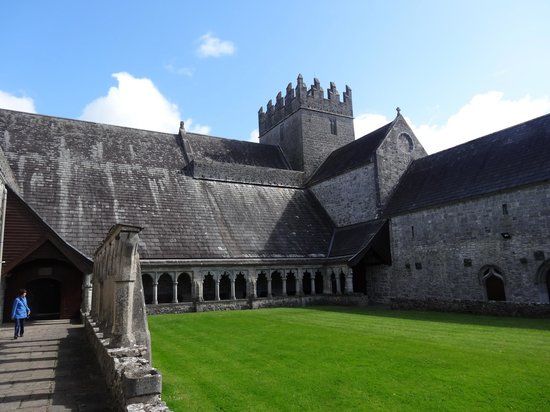 Holy Cross Abbey