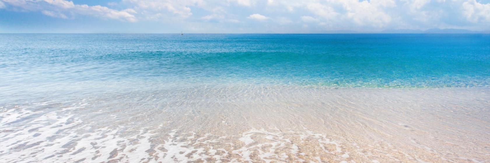 Mamoura Beach