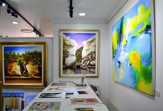 Dalozzo Art Gallery