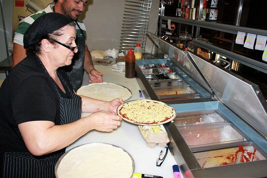 Nostima Pizza