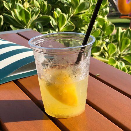 Honu Beach Bar